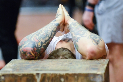 'Cheating the devil': Okanagan Valley Throwdown hits mark for fun, fitness | iNFOnews.ca 'Cheating the devil': Okanagan Valley Throwdown hits mark for fun, fitness | iNFOnews.ca