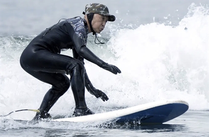 Japanese surfer nears 90 and talks of catching waves at 100 | iNFOnews.ca