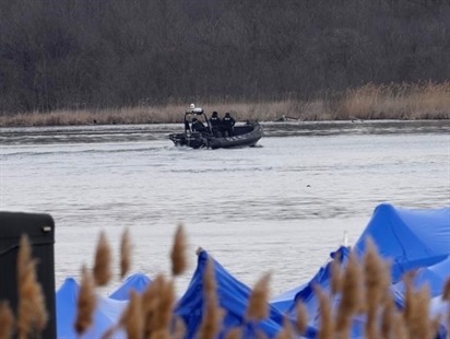 Child missing after six migrants found dead in river in Akwesasne, near U.S. border | iNFOnews.ca