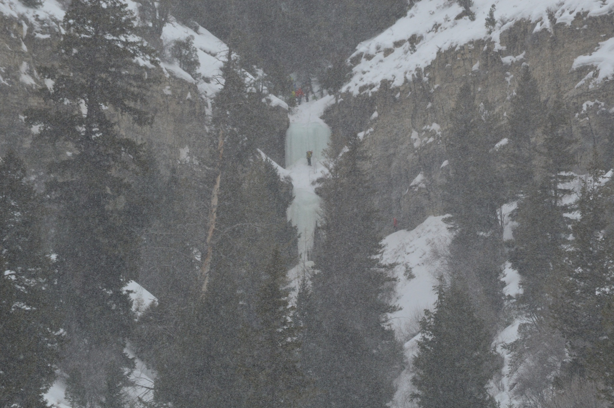 Ice climber died saving friend in Utah | iNFOnews.ca Ice climber died saving friend in Utah | iNFOnews.ca