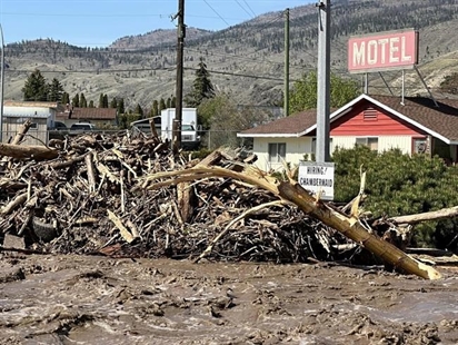 Parts of Grand Forks, B.C. under evacuation order as floodwaters rise across Interior | iNFOnews.ca