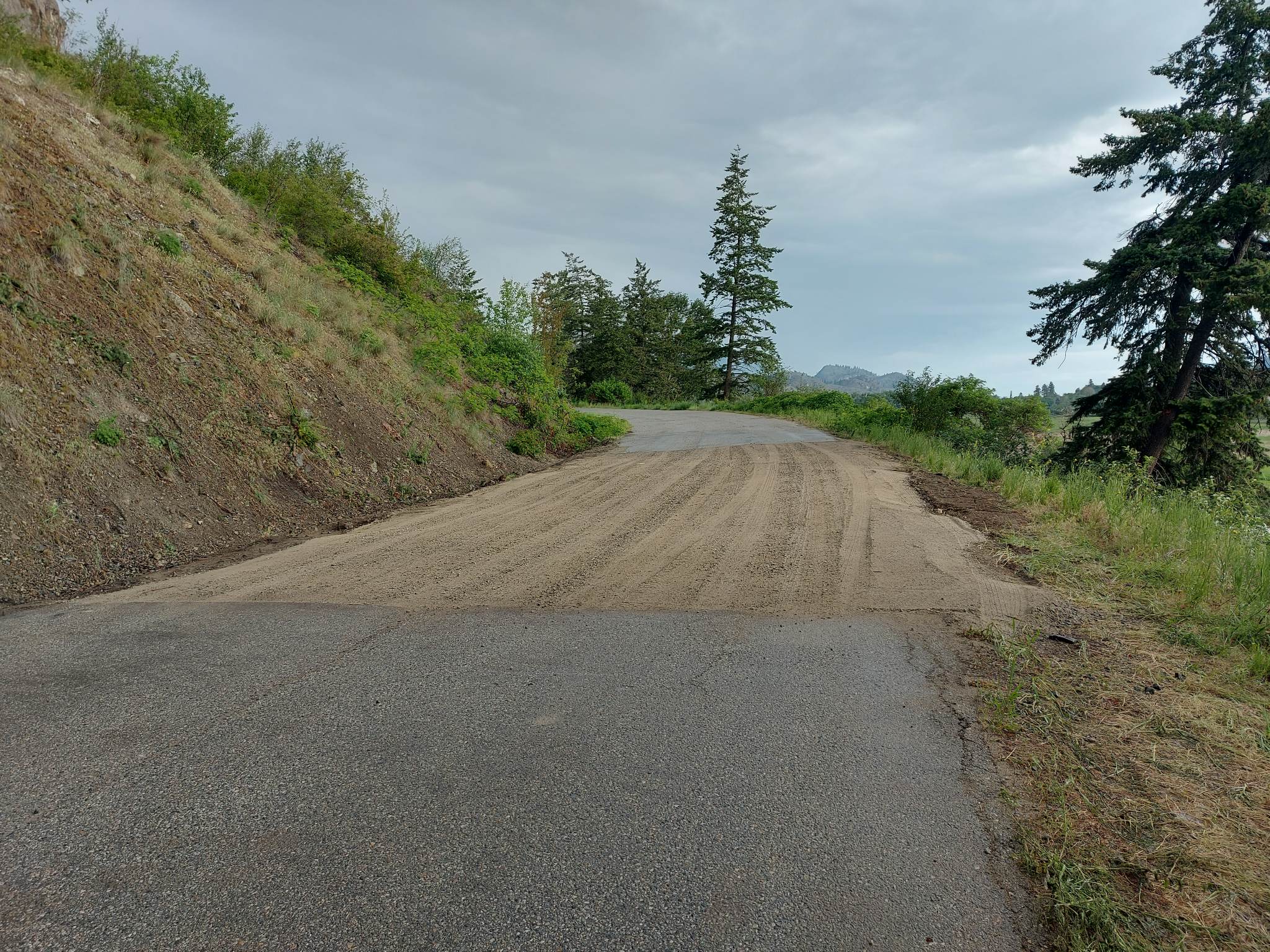 South Okanagan road fixed in four days after severe boulder damage | iNFOnews.ca South Okanagan road fixed in four days after severe boulder damage | iNFOnews.ca