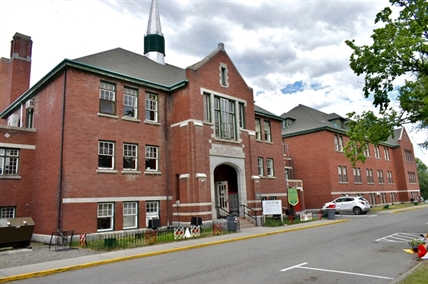 Residential school drama ‘Bones of Crows’ filmed in Kamloops explores ongoing legacy of trauma | iNFOnews.ca Residential school drama ‘Bones of Crows’ filmed in Kamloops explores ongoing legacy of trauma | iNFOnews.ca
