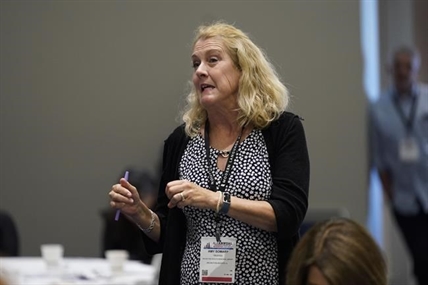 Librarians train to defend intellectual freedom and fight book bans | iNFOnews.ca Librarians train to defend intellectual freedom and fight book bans | iNFOnews.ca