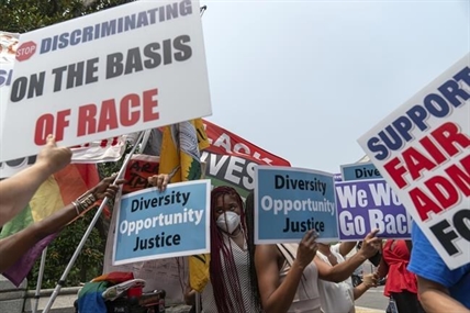 Activists spurred by affirmative action ruling challenge legacy admissions at Harvard | iNFOnews.ca