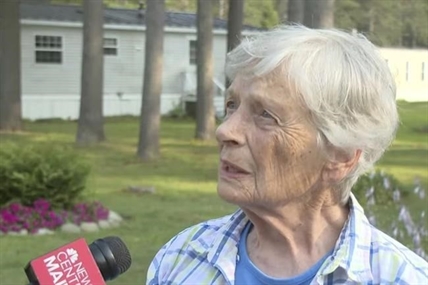 An 87-year-old Maine woman fought off an intruder, then fed him after he told her he was 'awfully hungry' | iNFOnews.ca An 87-year-old Maine woman fought off an intruder, then fed him after he told her he was 'awfully hungry' | iNFOnews.ca