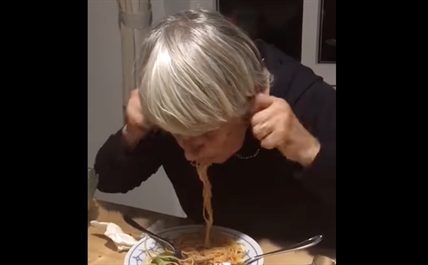 TRENDING NOW: Grandma has some tricks up her sleeve | iNFOnews.ca TRENDING NOW: Grandma has some tricks up her sleeve | iNFOnews.ca