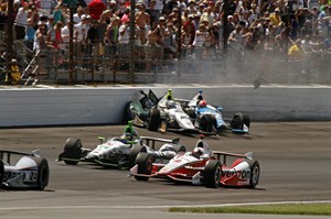 Carpenter angry at Hinchcliffe following late crash in Indianapolis 500 | iNFOnews.ca CP28502820