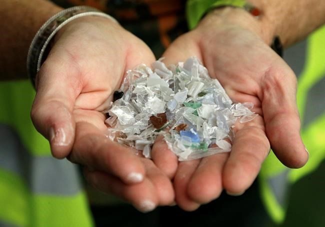 US factories grew last month at fastest pace since 2014 | iNFOnews.ca