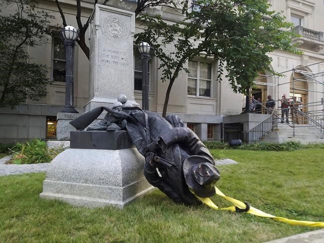 3 more charged in toppling North Carolina Confederate statue | iNFOnews.ca 3 more charged in toppling North Carolina Confederate statue | iNFOnews.ca