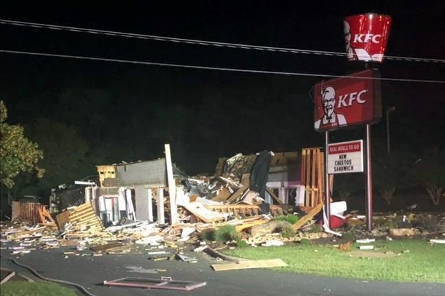 Overnight explosion levels North Carolina KFC restaurant | iNFOnews.ca Overnight explosion levels North Carolina KFC restaurant | iNFOnews.ca