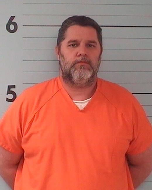 Police: Couple staged store robbery, then bought rings | iNFOnews.ca