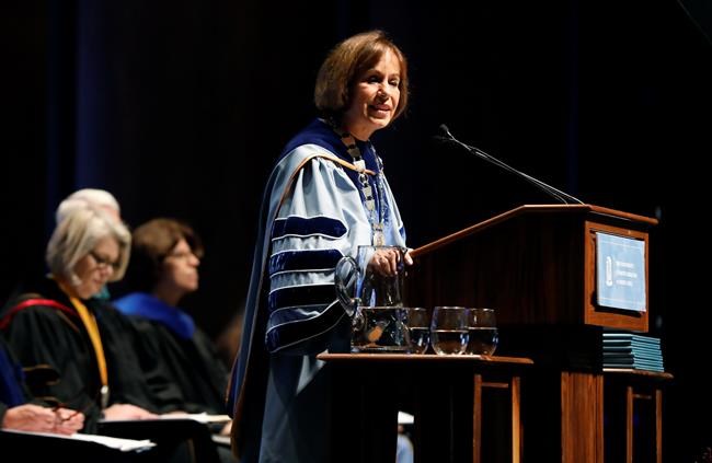 UNC leader apologizes for school's history of slavery | iNFOnews.ca