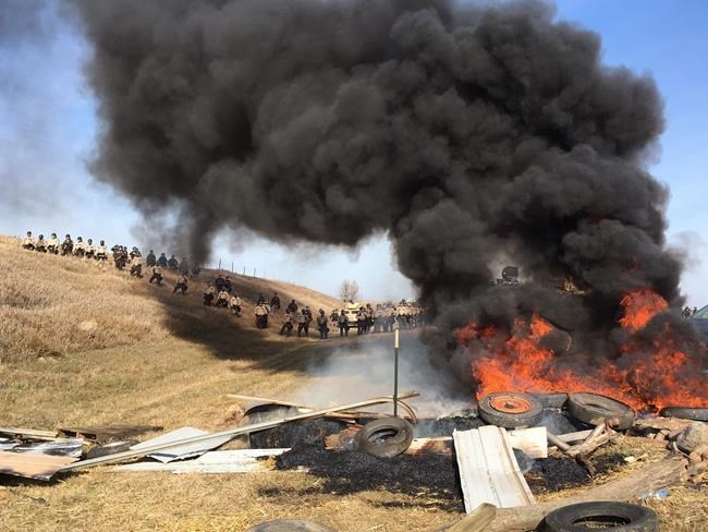 New standoff in pipeline protest ebbs without violence | iNFOnews.ca