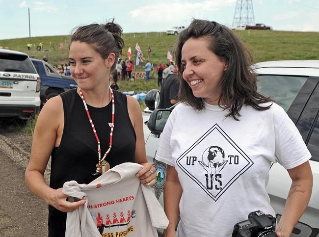 Shailene Woodley joins oil pipeline protest in North Dakota | iNFOnews.ca