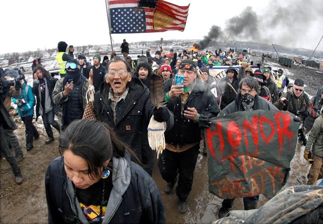 Lawsuit: North Dakota officers used 'violence' on protester | iNFOnews.ca