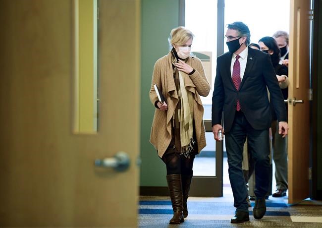 North Dakota nurses worry about working with sick colleagues | iNFOnews.ca