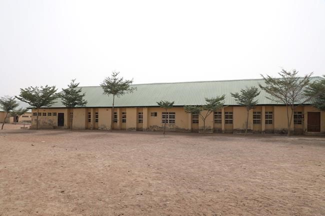 Hundreds of Nigerian schoolgirls taken in mass abduction | iNFOnews.ca Hundreds of Nigerian schoolgirls taken in mass abduction | iNFOnews.ca