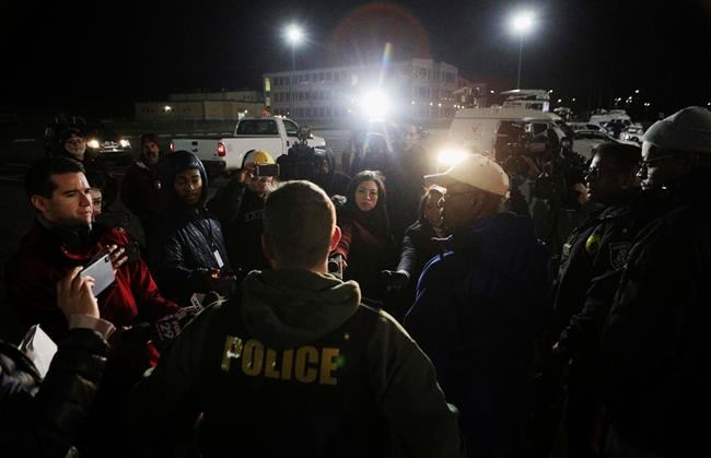 Man, young boy shot at New Jersey high school football game | iNFOnews.ca Man, young boy shot at New Jersey high school football game | iNFOnews.ca