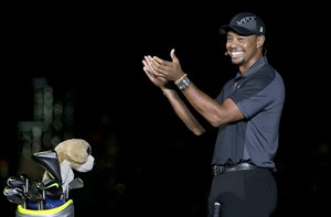 Woods leaves swing coach Foley after 4 years, no majors and plenty of back problems | iNFOnews.ca CP29619264