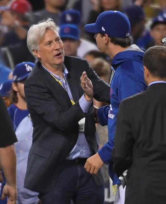 Hill outpitches Arrieta; Dodgers beat Cubs 6-0 for NLCS lead | iNFOnews.ca