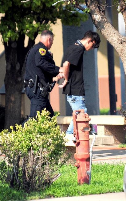 Police ID teen suspect in fatal New Mexico library shooting | iNFOnews.ca Police ID teen suspect in fatal New Mexico library shooting | iNFOnews.ca