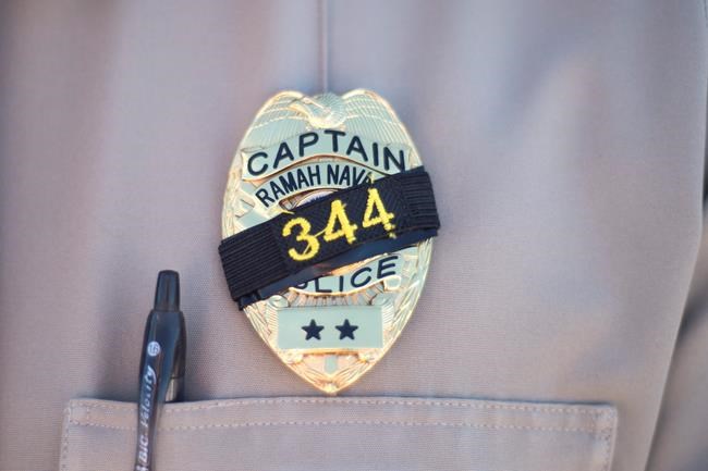 Fallen Navajo officer called fearless, hilarious at service | iNFOnews.ca