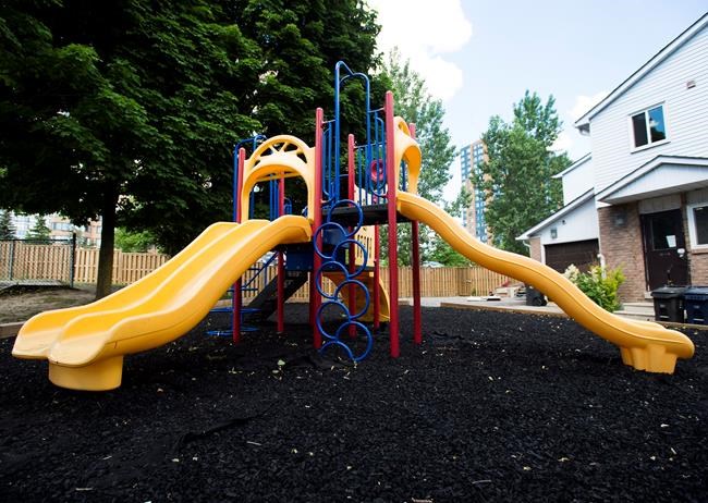 Toronto playground shooting leaves community stunned, mayor vows action | iNFOnews.ca