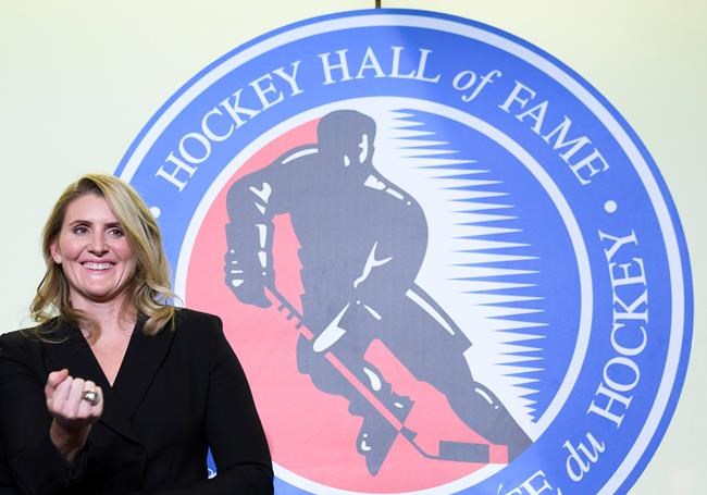 Canadian women's star Hayley Wickenheiser inducted into Hockey Hall of Fame | iNFOnews.ca