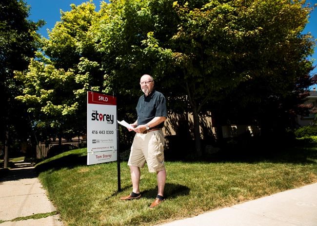 Buyers turn to letters to snag homes in Canada's hot real estate markets | iNFOnews.ca