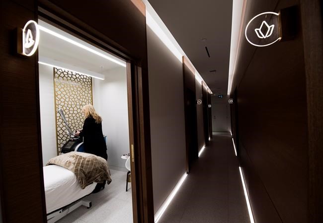 Shoppers-branded Botox clinics launch amid concerns of 'cookie-cutter' cosmetics | iNFOnews.ca Shoppers-branded Botox clinics launch amid concerns of 'cookie-cutter' cosmetics | iNFOnews.ca