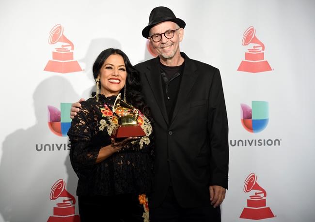 Select winners of 18th annual Latin Grammy Awards | iNFOnews.ca
