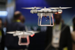 It's a bird, it's a plane, it's a drone! Looking for gadgets at CES? Don't forget to look up | iNFOnews.ca CP31394160