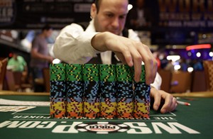 Cards in the air: World Series of Poker starts main event marathon toward $10M guaranteed win | iNFOnews.ca CP29030119