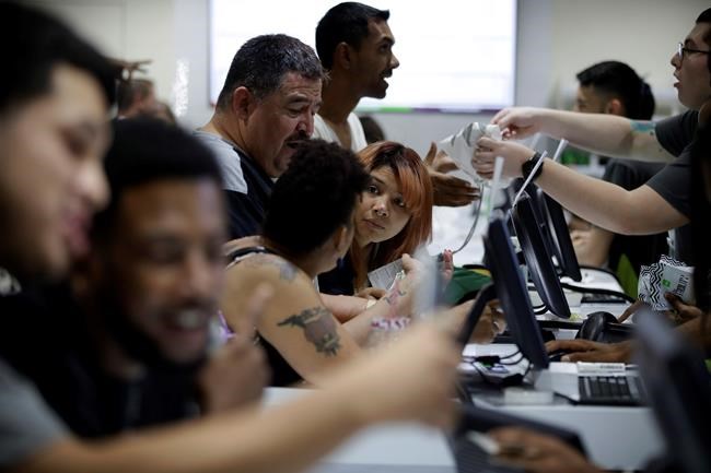 Q&A: Marijuana is legal in Nevada but not in casinos or bars | iNFOnews.ca CP1096919176