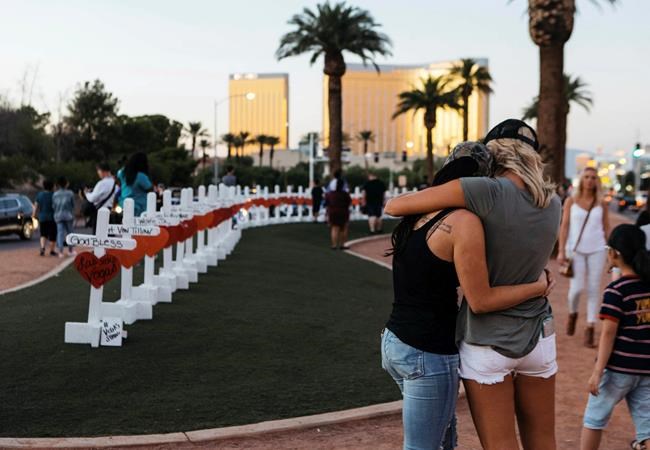 Firefighters recall arriving 1st at Las Vegas shooting | iNFOnews.ca