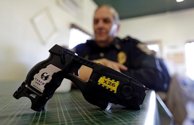 Conn. police more likely to use stun guns on minorities | iNFOnews.ca Conn. police more likely to use stun guns on minorities | iNFOnews.ca