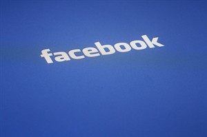 Hour-long global Facebook outage takes down Instagram, generates jokes & ad pitches on Twitter | iNFOnews.ca CP31644183