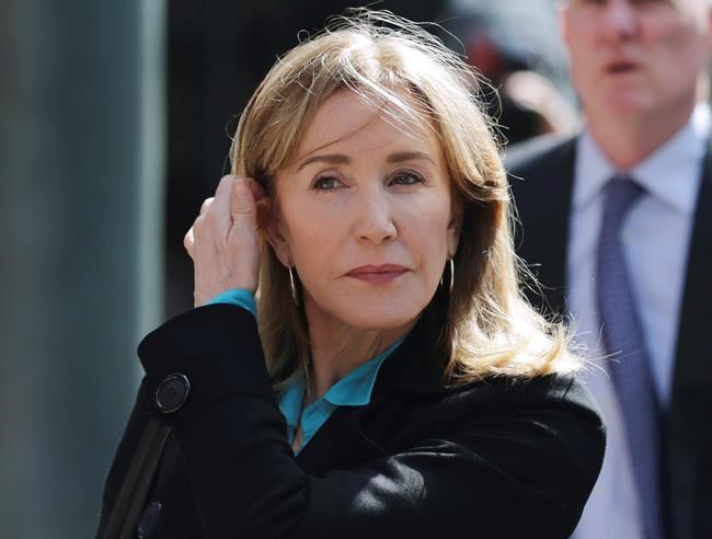 Co-stars say Huffman remorseful for role in college case | iNFOnews.ca Co-stars say Huffman remorseful for role in college case | iNFOnews.ca