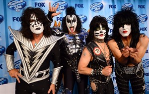 Sting, Idina Menzel, Kiss, 'Sesame Street' cast set for Macy's Thanksgiving Day Parade | iNFOnews.ca CP30544123