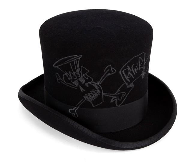 Slash's ex-wife auctioning items from marriage to guitarist | iNFOnews.ca Slash's ex-wife auctioning items from marriage to guitarist | iNFOnews.ca
