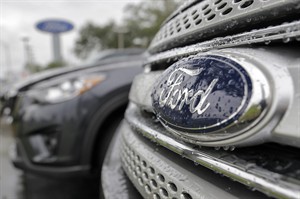 Ford to take $800M 4Q charge on Venezuelan currency woes; still expects $6B 2014 pretax profit | iNFOnews.ca CP31595861