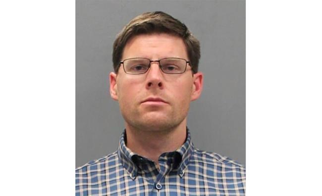 Virginia doctor sentenced to 40 years in opioid case | iNFOnews.ca Virginia doctor sentenced to 40 years in opioid case | iNFOnews.ca