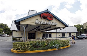 Olive Garden, Red Lobster owner Darden's 4Q earnings tumble on charges, costs; revenue up | iNFOnews.ca CP28835022