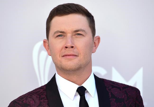 Country singer Scotty McCreery cited for handgun at airport | iNFOnews.ca