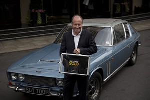 And now a word ... William Boyd's latest book is brought to you by Land Rover | iNFOnews.ca CP30669207