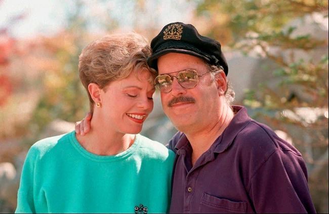 Daryl Dragon, Captain of Captain & Tennille, dead at 76 | iNFOnews.ca
