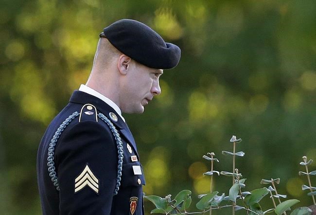 Bergdahl lawyers say judge's job application posed conflict | iNFOnews.ca CP1148036516