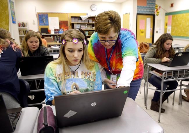 StoryCorps urges conversations on election this Thanksgiving | iNFOnews.ca