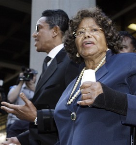Jackson's estate limits access to home shared by late singer's mom, kids, amid family feud | iNFOnews.ca